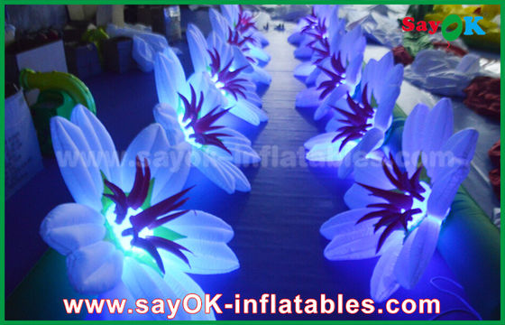 Décoration de chaîne de fleurs gonflables / décoration de lumière gonflable pour scène de mariage