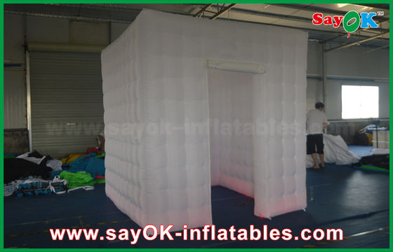 Studio gonflable de photo mur gonflable de cabine de photo d'éclairage de peinture de jet de tissu de 2,4 x de 2,4 x de 2.5m Oxford